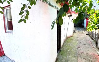 64.ooo euro, Casa la pret apartament zona Piata centrala - Poză 5