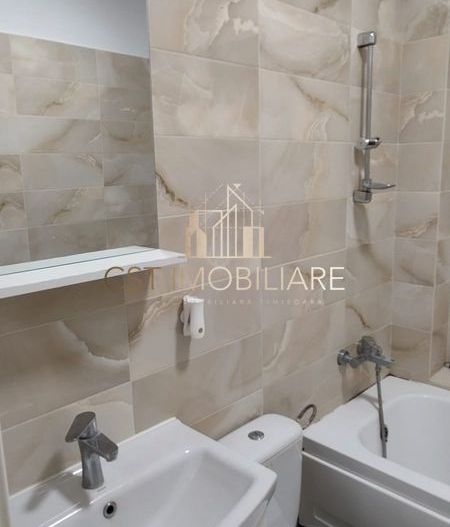 Apartament cu 2 camere / Curte proprie - Poză 6