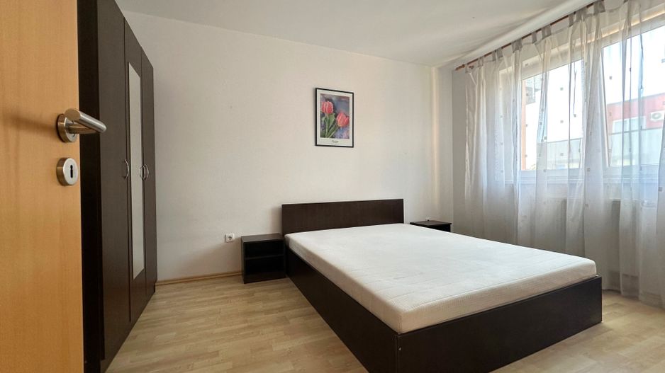 Apartament 2 camere mobilat și utilat cu vedere superbă spre Tâmpa - Poză 7
