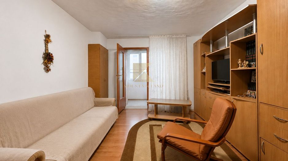 Apartament luminos cu 3 camere, parcare și boxă, zona Astra - Poză 2