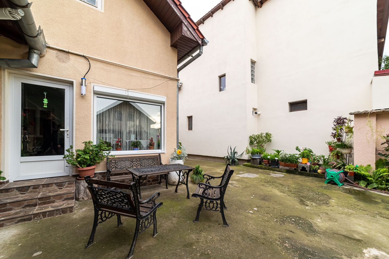 REZERVAT!  Preț fix redus!Casă multifamilială zona Pârneava - Poză 6