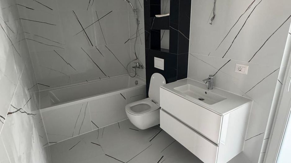 Duplex despărțit prin perete dublu/ Garaj - Poză 22