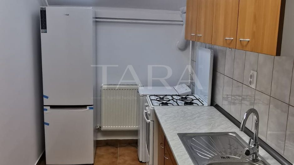 Apartament 2 camere decomandat, zona Petrom Baciu, mansardă înaltă. - Poză 4