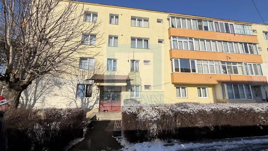 Apartament 3 camere , 60mp, Etj 2/3 - zona Râșnov/ISR - Poză 8