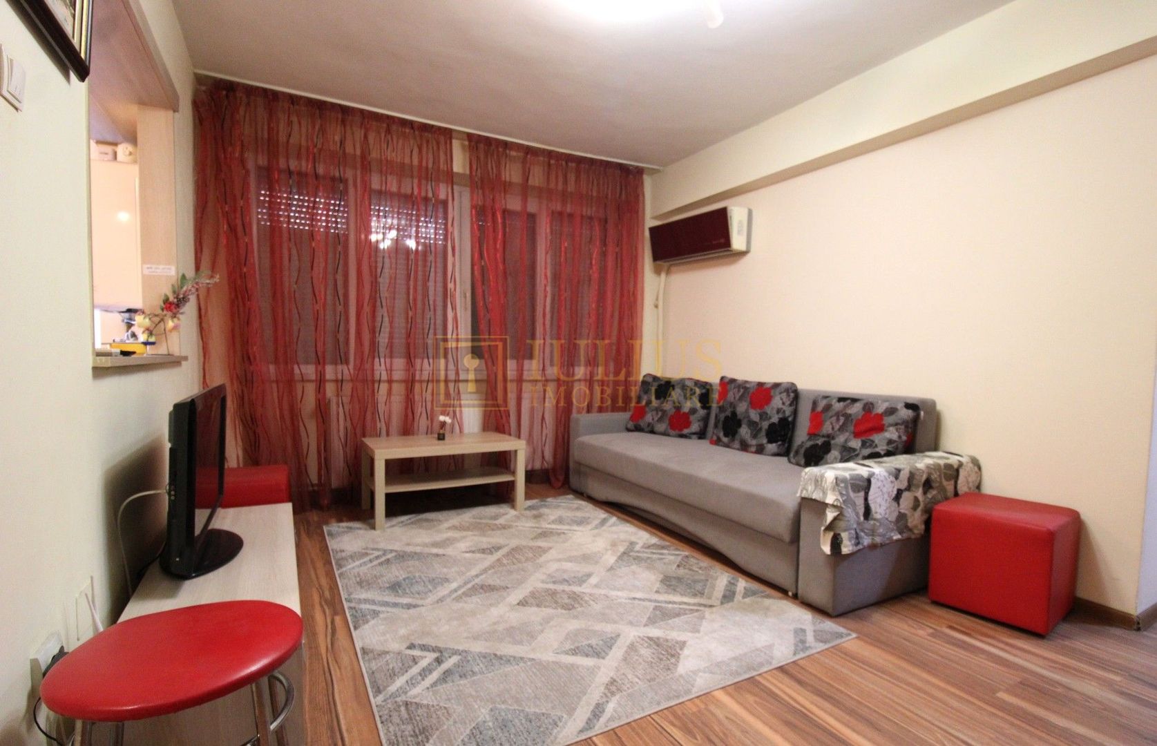 Ultracentral, centrala proprie, 2 bai. Include ctr. - Poză 1