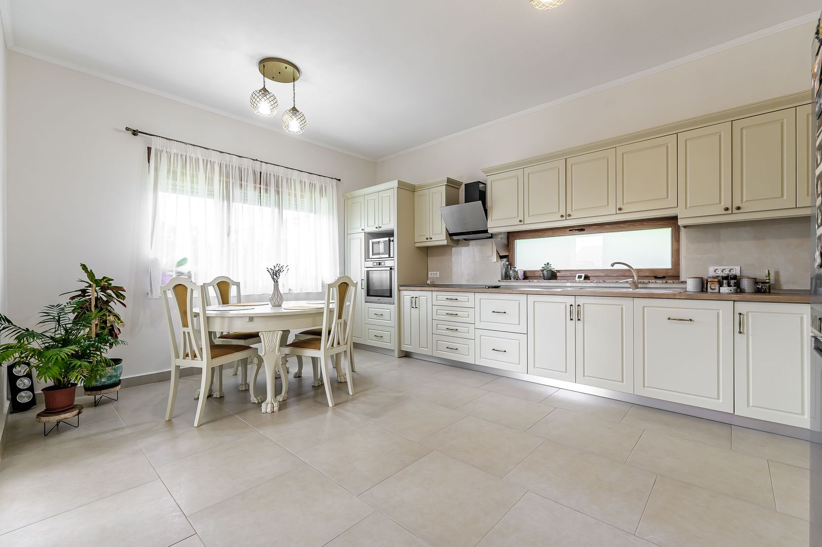 Vilă nouă superbă tip mediteranean, zona Tabacovici - Poză 9