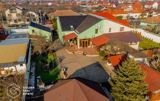 Vila spatioasa cu cinci dormitoare și teren generos de 1440 m in Aradul Nou