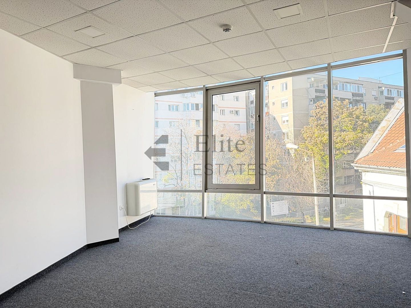 Birou de inchiriat pe Bld. Magheru din Oradea - Poză 2