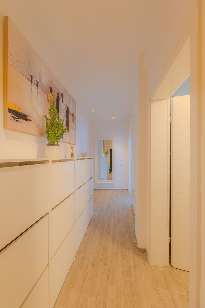 Apartament 3 camere, ultracentral, Oradea. 250 000 E + TVA. Comision 0 - Poză 7