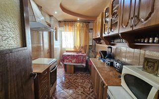 Apartament spațios, 3 camere, 81 mp, 2 balcoane – Zona Păcurari - Poză 6