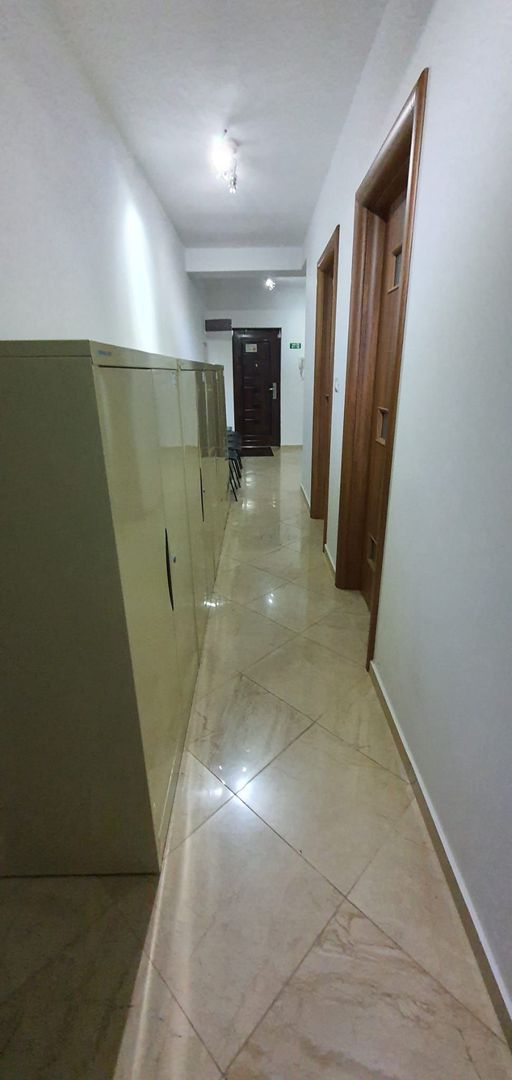 Spatios in bloc nou - Poză 9