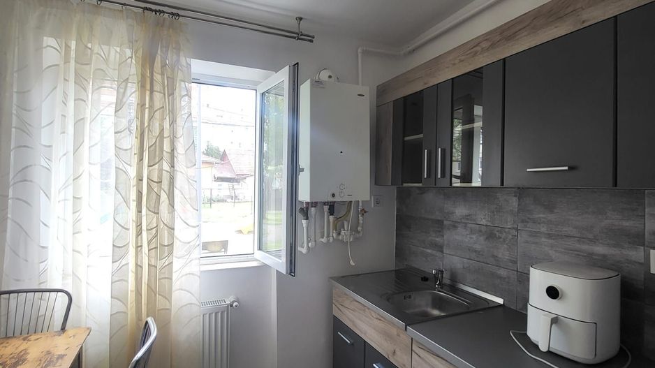 APARTAMENT CU 2 CAMERE DE INCHIRIAT IN ZONA ARNSBERG LA 310EURO - Poză 4