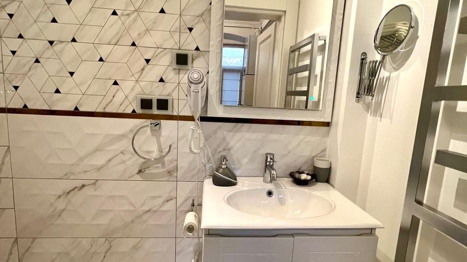 2 Studiouri de lux în inima Sibiului - Poză 7