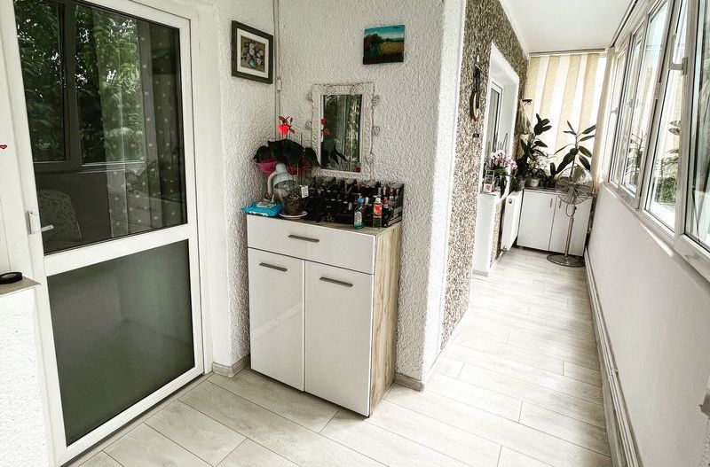 Apartament 3 camere Tractorul - Poză 8