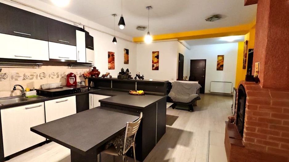 Apartament in casa, 4 camere, Rasnov, Brasov - Poză 1