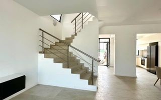 Vila individuala, Tunari, P+1+terasa, finisaje premium, mobilata lux - Poză 9