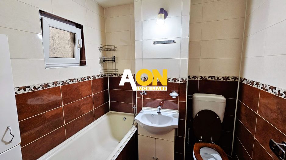 Apartament 2, decomandat, et.3 , mobilat,  utilat, zona FLIPS - Poză 2