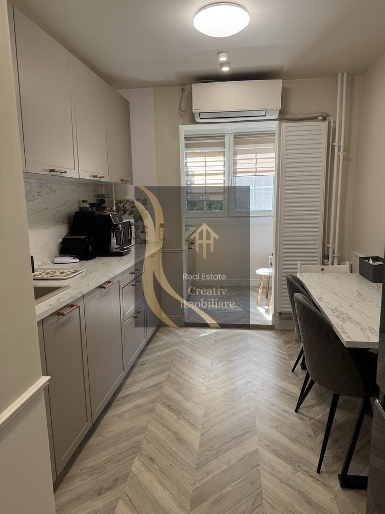 Apartament 3 canere Dristor - Poză 2