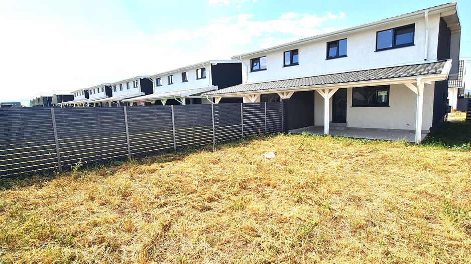 Casa finalizata intabulata in Cartier Izvor Tarlungeni Brasov - Poză 2