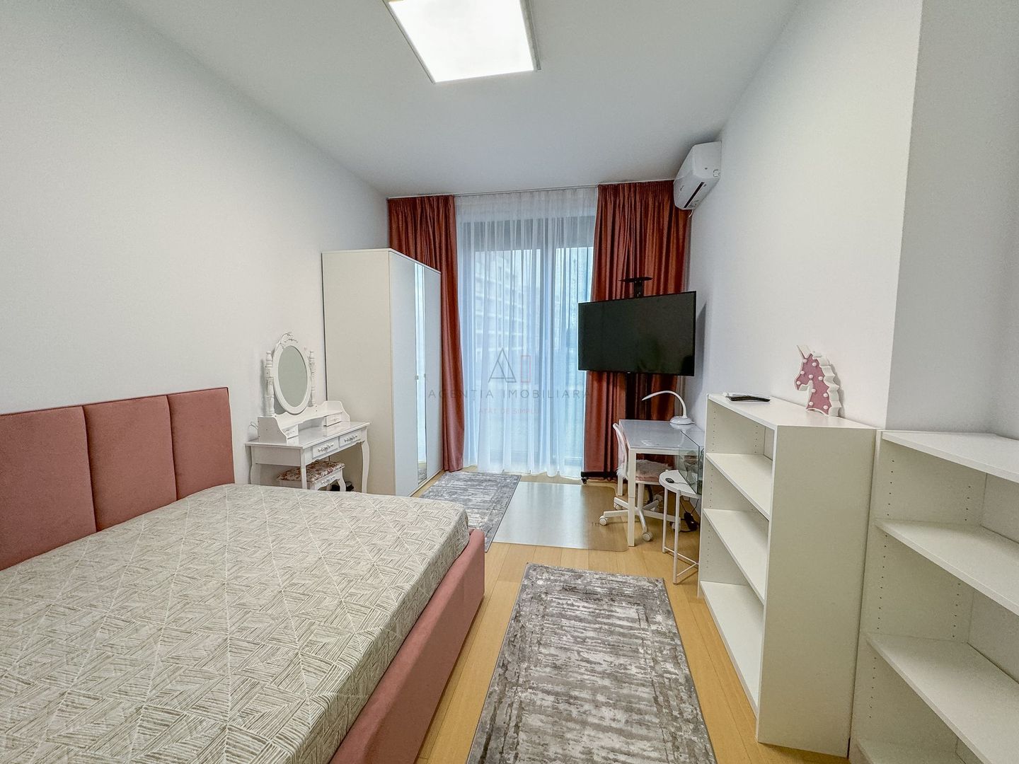 4 Camere Ivy Residence | Mobilat Utilat Premium - Poză 14