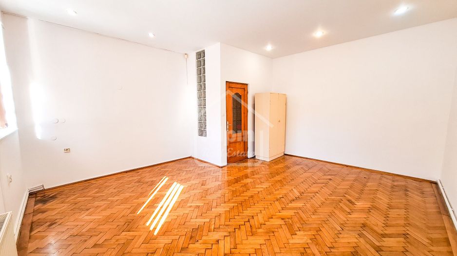 Spatiu Birouri I Semicentral - Poză 5