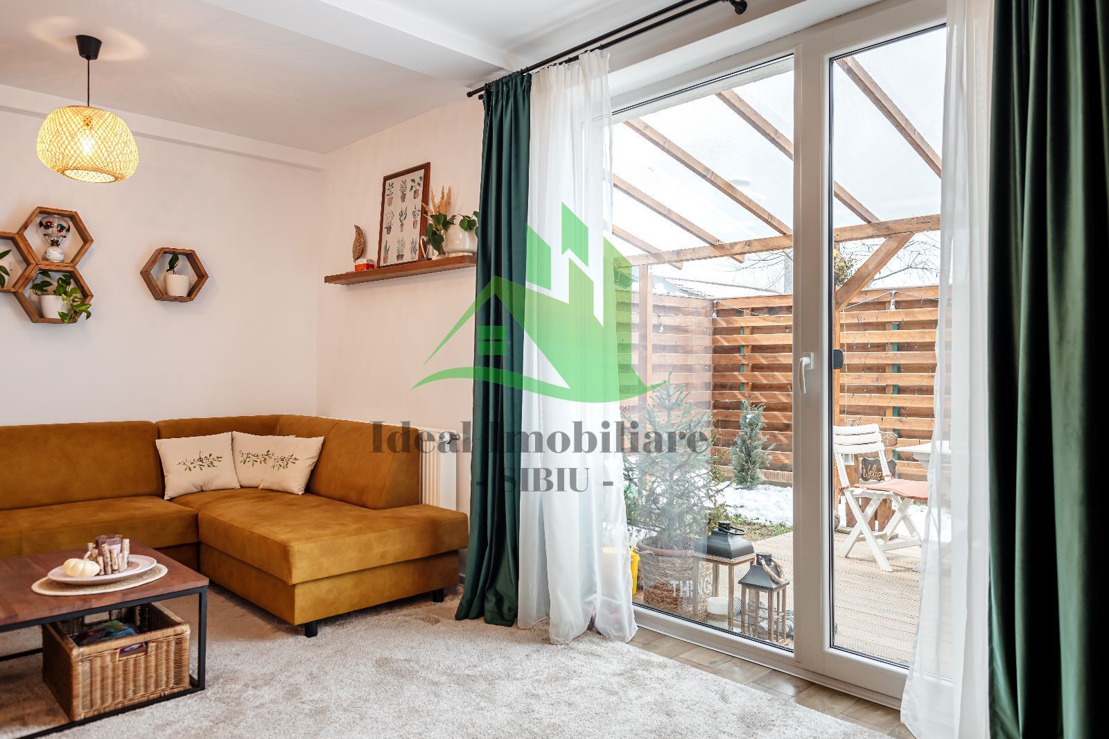 Casa Triplex cu 3 camere, Mobilat-Utilat, in Selimbar - Poză 8