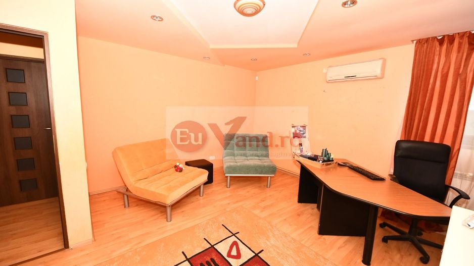 Vila spatioasa, pretabil pentru locuit/clinica, zona Micro 17 – Galati - Poză 47