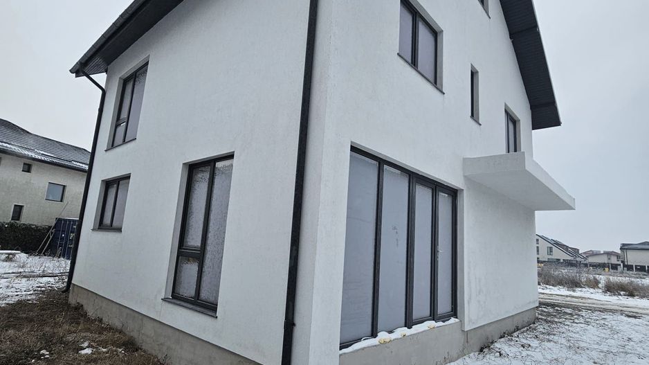 Vilă nouă de vânzare în Otopeni – construcție 2024 - Poză 2