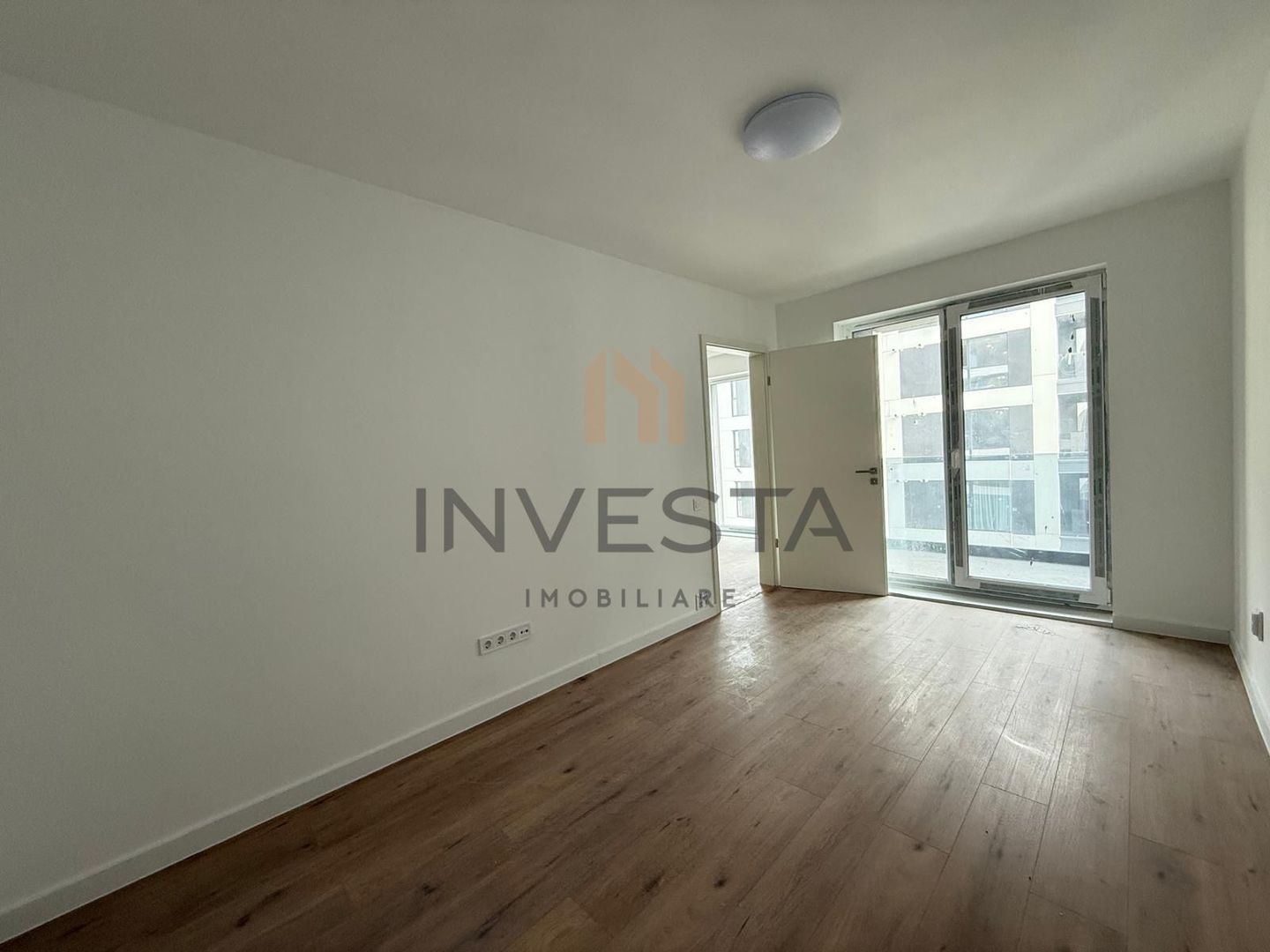 Apartament finisat! Cu extras CF! La intrare in Baza Sportiva! - Poză 4