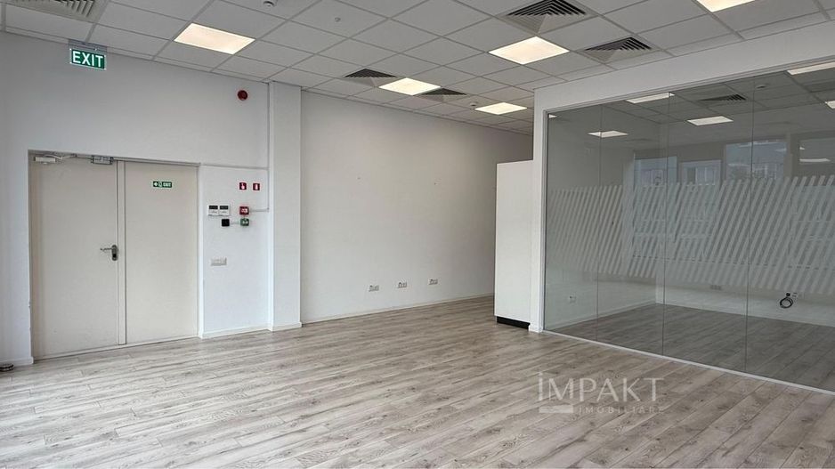 Spațiu comercial modern, zona-centrala complet amenajat pentru birouri - Poză 15