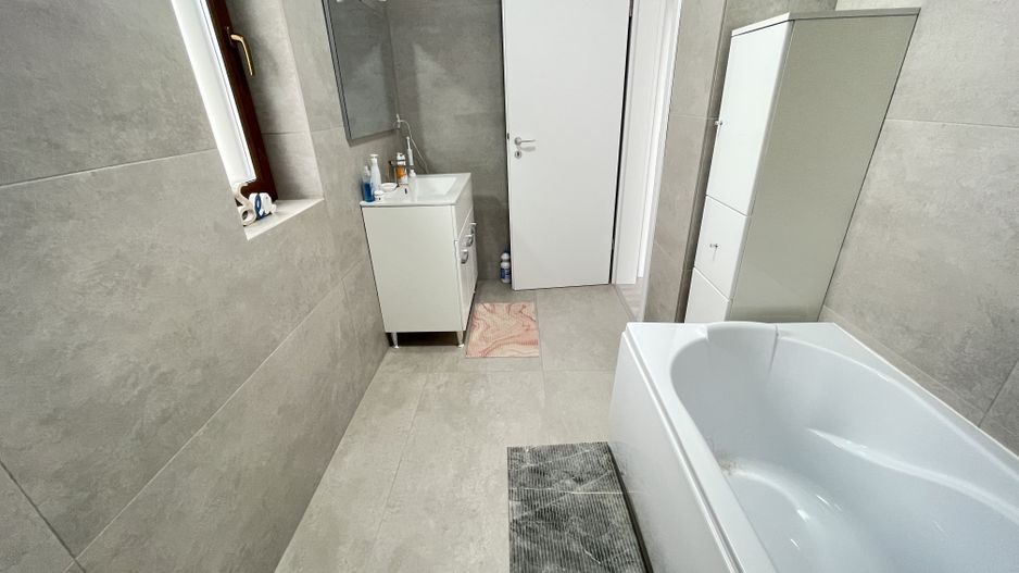 Duplex P+1E -unități separate prin cameră tehnica - Poză 14