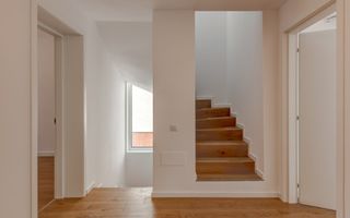 Vila Otopeni central, 222 mp cu gradina - Poză 10