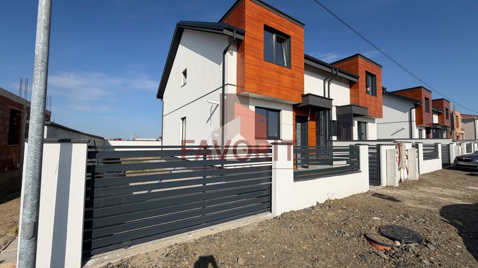 Duplex 4 camere | La asfalt | Toate utilitatile | Statie de autobuz - Poză 1