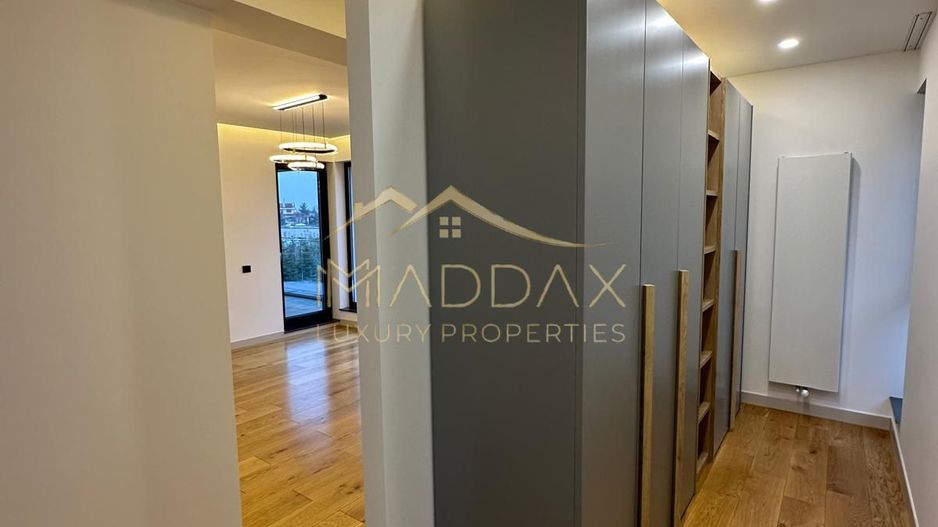 Vila Lux 7 camere de inchiriat***465mp***Erou Iancu Nicolae - Poză 19