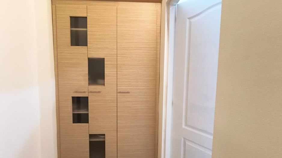 De închiriat: vilă renovată, Mihai Eminescu. 1 000 E/lună. Comision 0 - Poză 19