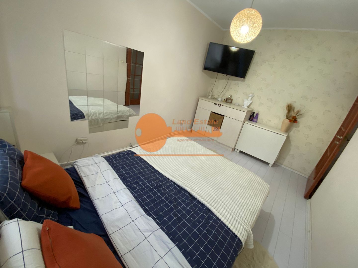 Apartament cu 3 camere in zona Rahova-Progresului ( Centrala Proprie) - Poză 14