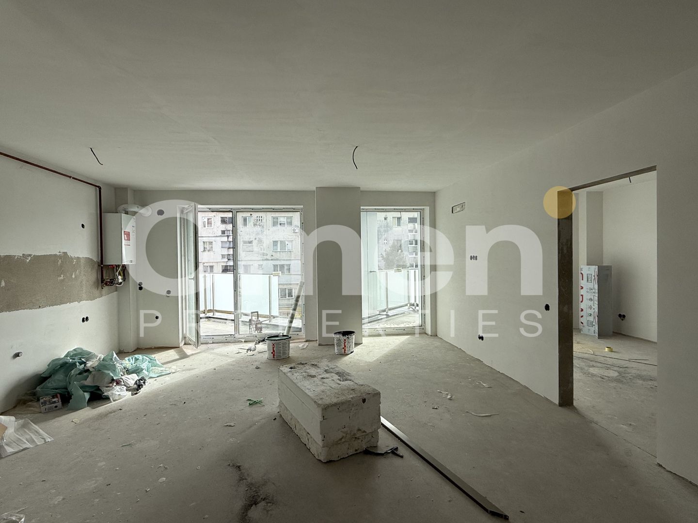 Apartament cu 4 camere etaj 2 in Complexul Vasile Alecsandri 72B - Poză 1