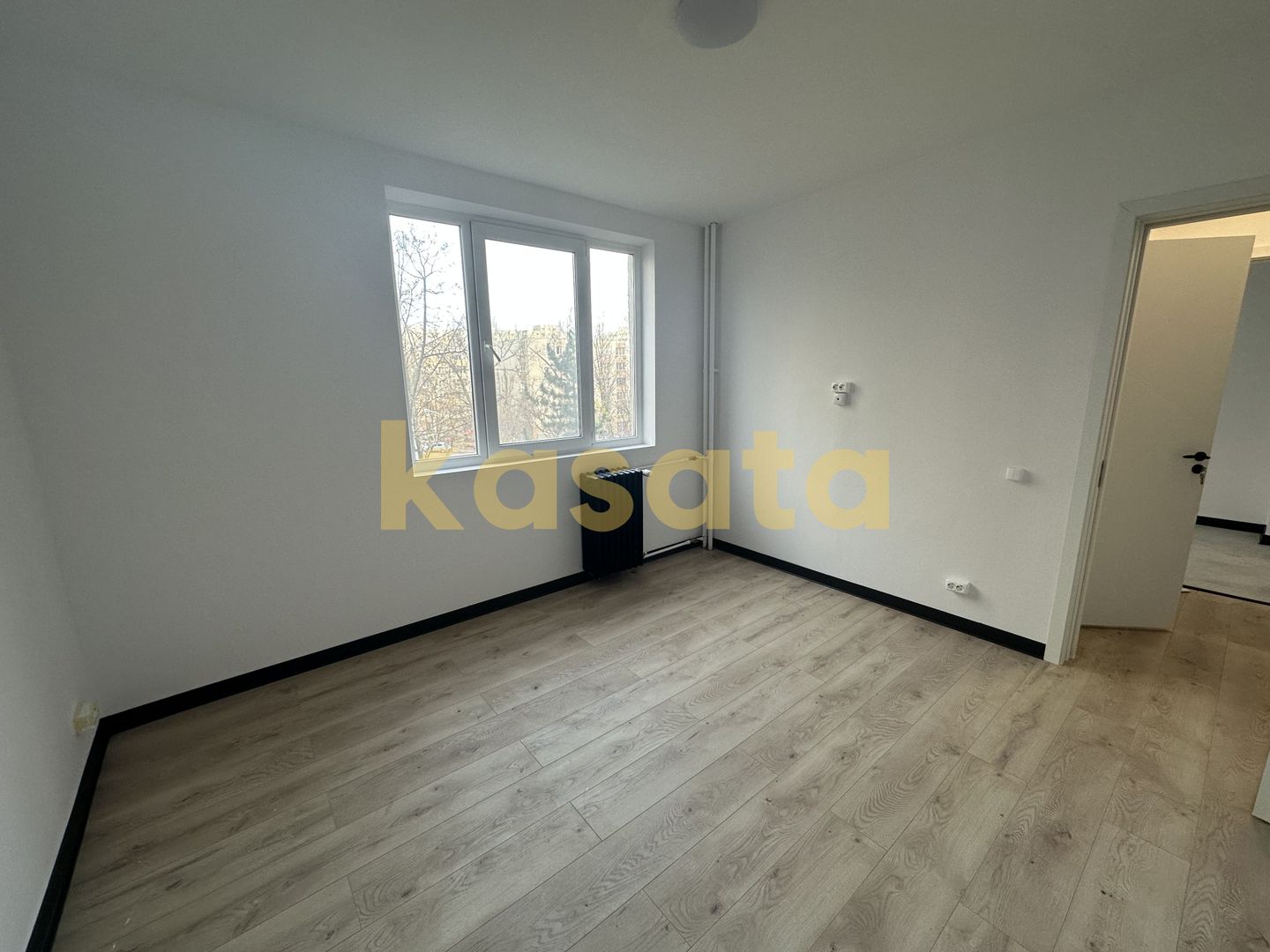 2 Camere | Etaj Intermediar | Renovare 2025 | Instalatii Noi - Poză 9