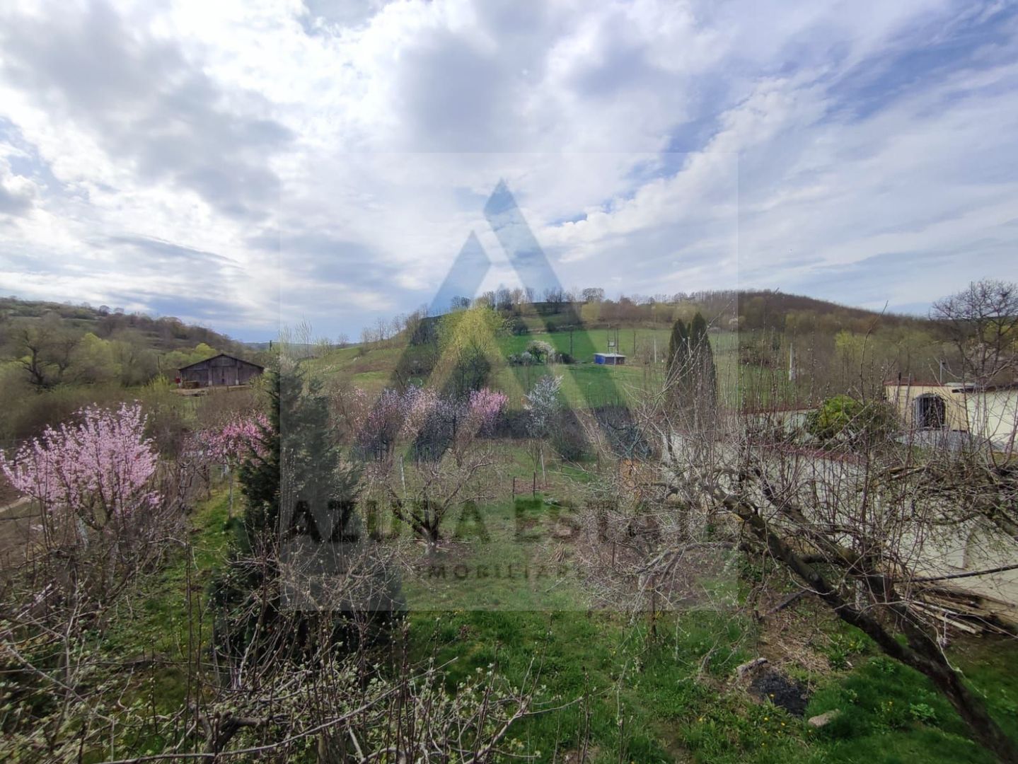 Casa 4 camere 2 bai garaj inchis pivnita si teren 740 mp in Seica Mica - Poză 9