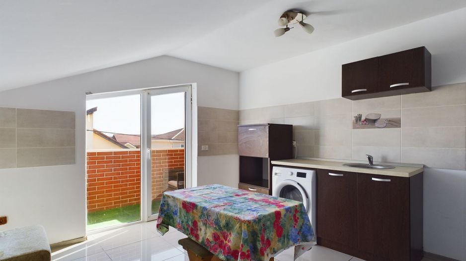 Apartament 3 camere, spațios, mobilat, în Chișoda - Poză 8