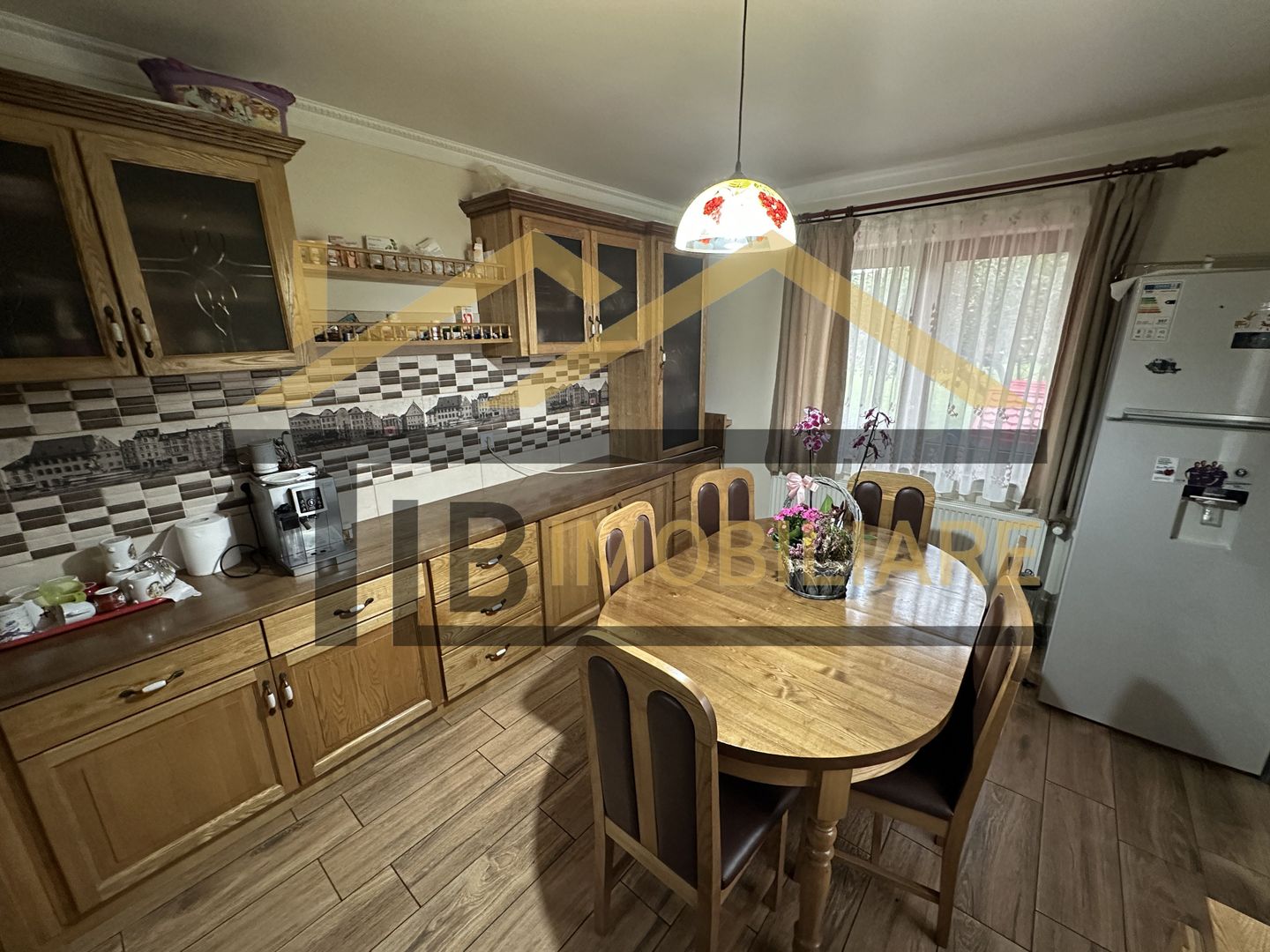 Vila cu 8 camere de vanzare, teren 1580mp, Zona Praid - Poză 30