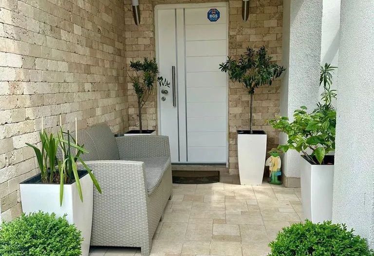 Vila de vanzare Corbeanca| langa lac si Paradisul Verde - Poză 1