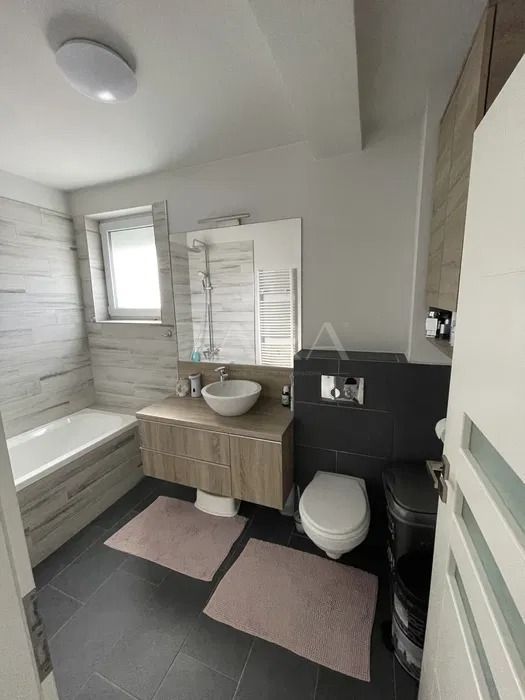 Apartament cu 3 camere de vanzare in Floresti - Poză 7