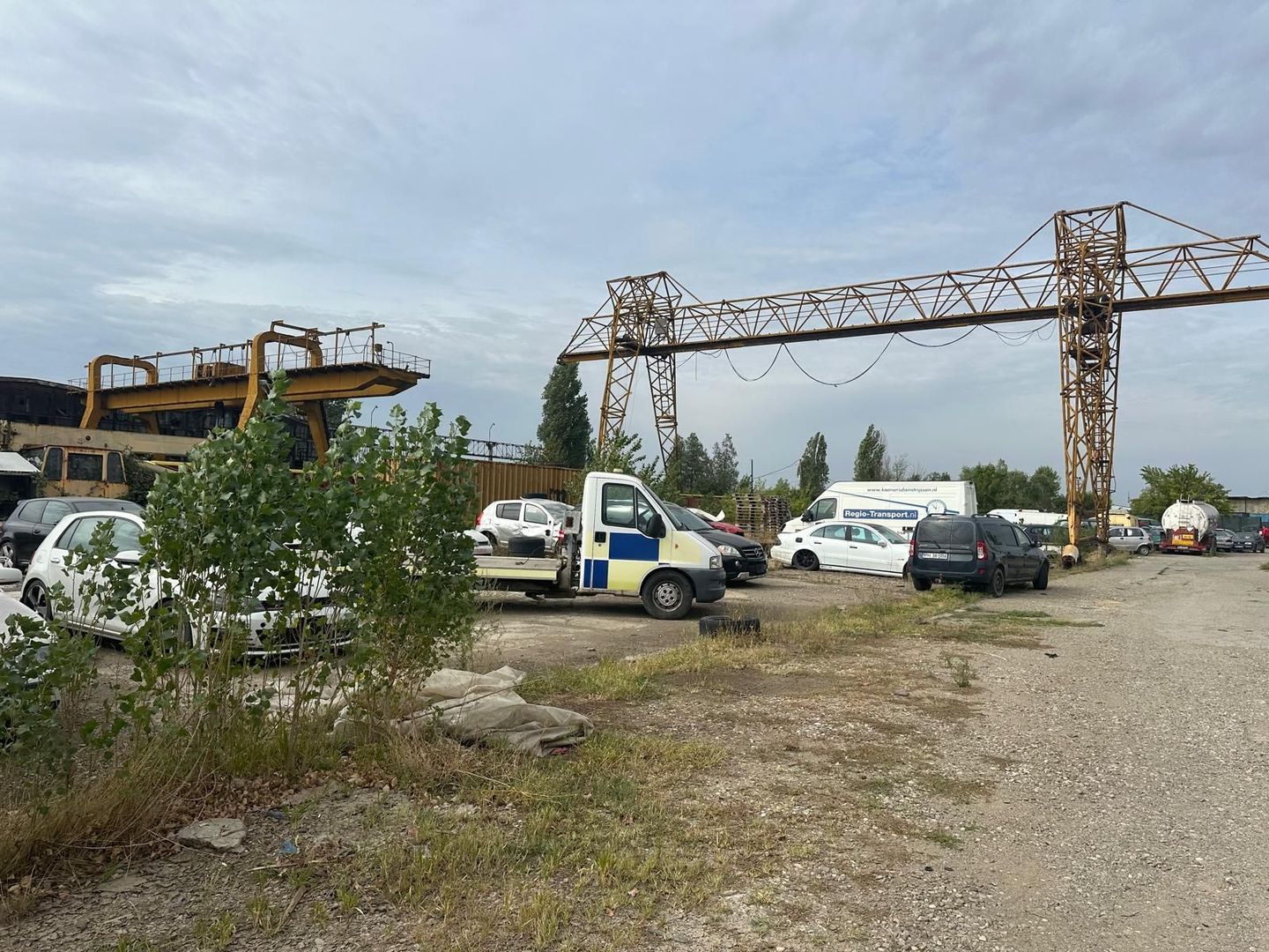 Platformă Industrială cu Cale Ferată si Infrastructură Completă - Poză 19