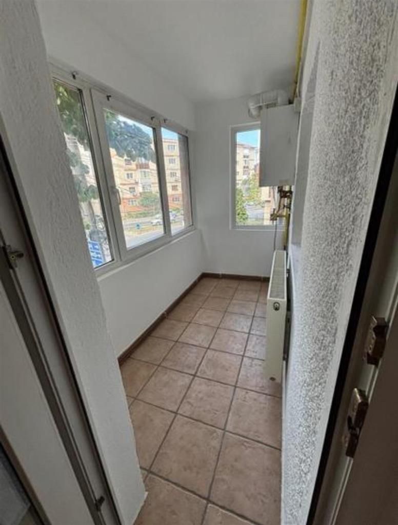 Apartament 3 camere etaj 1 cu Garaj - Poză 7