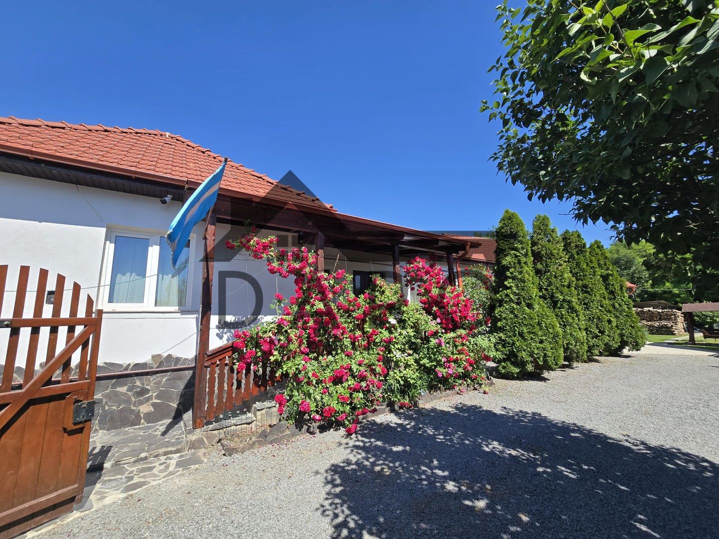 Casa in Livezeni , 140  mp utili , in centrul localitatii . - Poză 16