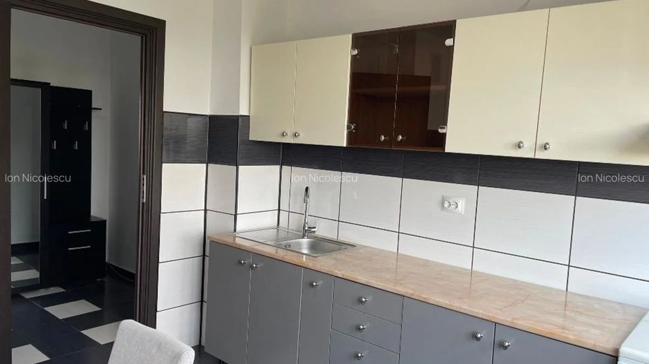 APARTAMENT DE LUX DECOMANDAT BLOC REABILITAT METROU GORJULUI - Poză 7