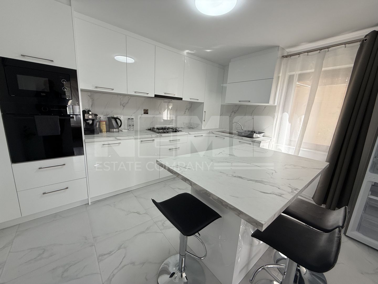 Apartament la casă de închiriat | Parter | Complet Mobilat - Poză 2