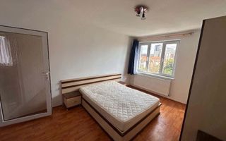 2 cam decomandat Calea Aradului , 500 m de Iulius Town - Poză 1