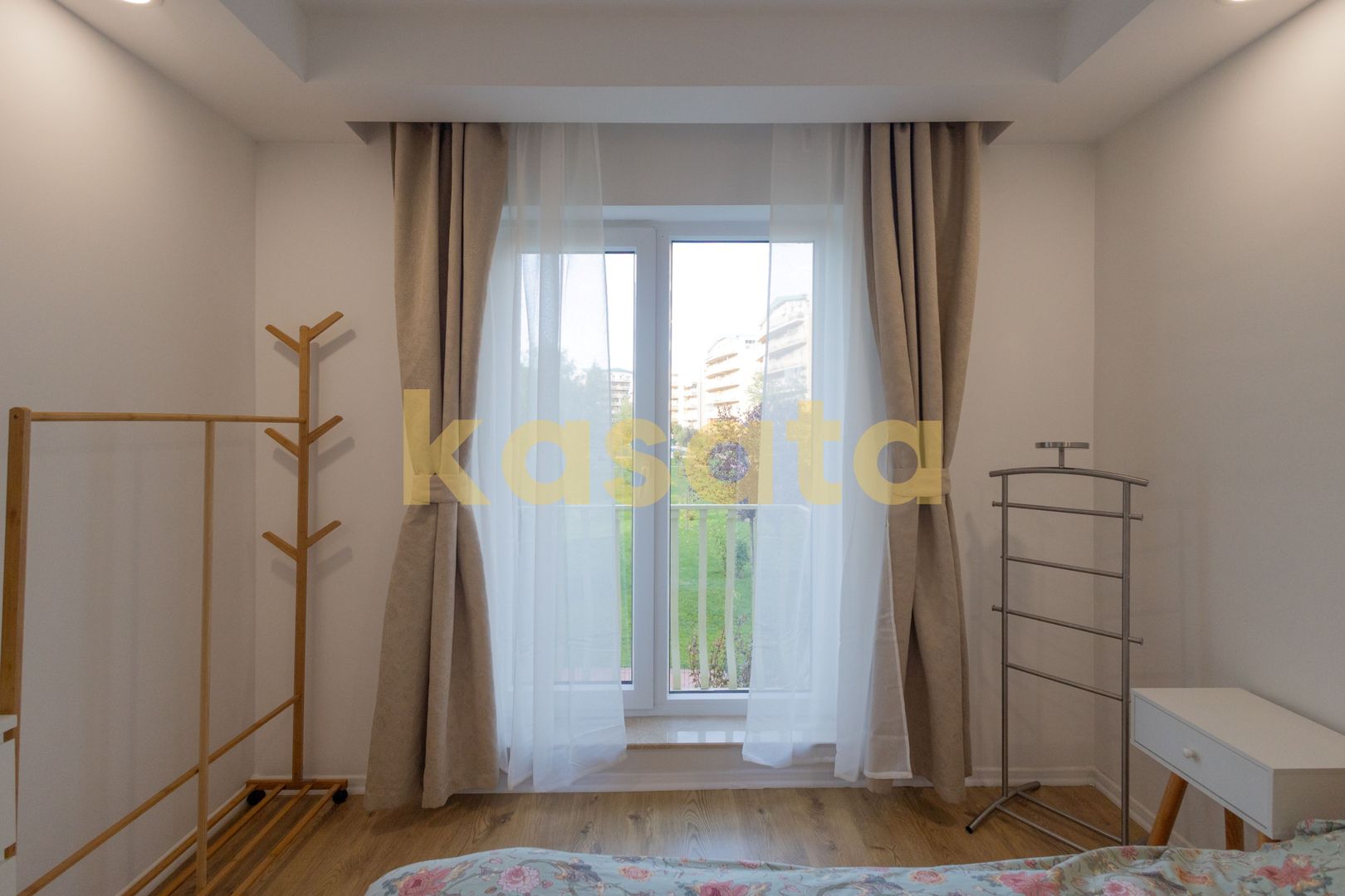Apartament 2 camere de închiriat | Cosmopolis | Parcare | Zona verde - Poză 9